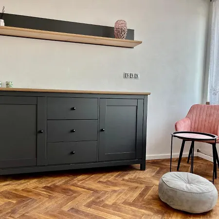 Monstera I Kolín