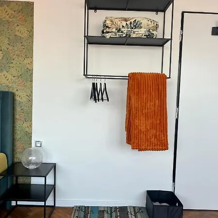 Monstera I Apartment Kolín